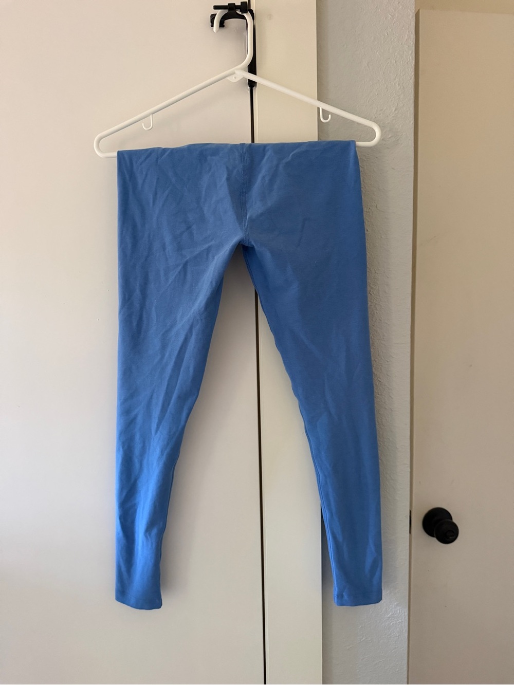 Beyond Yoga Leggings - Picture 3 of 4